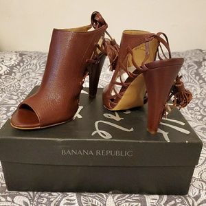 Banana Republic Sandals